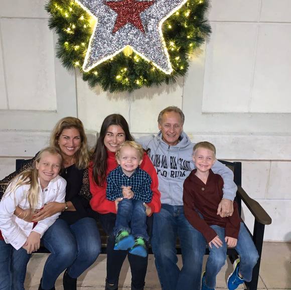 Meet your Posher, Carol - Picture 1 of 1